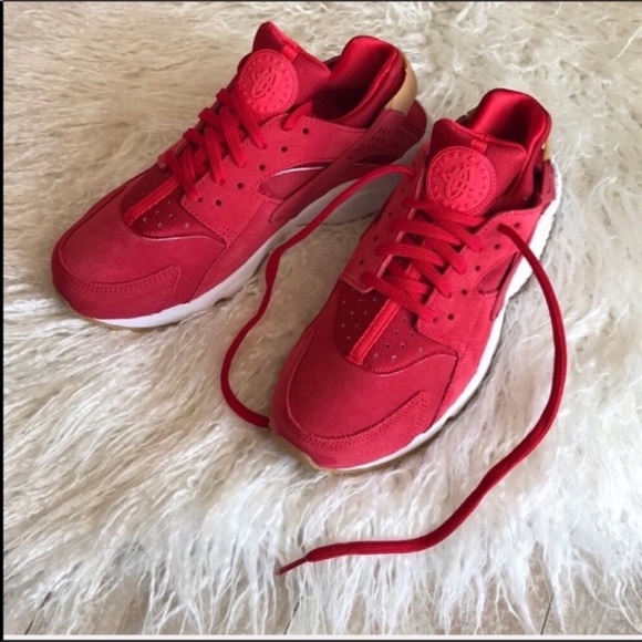 NWT Nike Air Huarache Suede - Picture 6 of 8